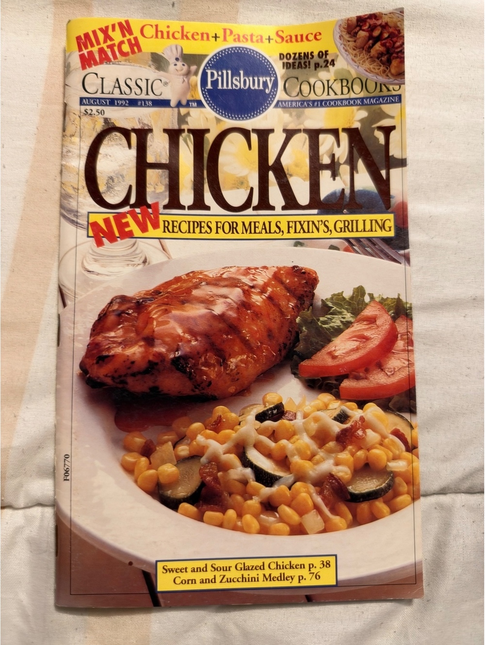 Pillsbury Classic Cookbooks Chicken Recipes Magazine August 1992